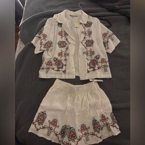 Embroidered White Women Shorts